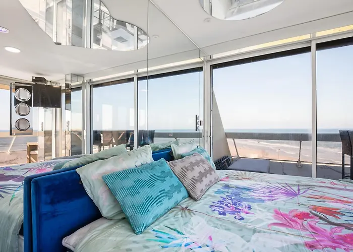 Апартаменты Elixir на первой линии моря с большой панорамной террасой Агд