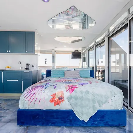 Elixir Heliopolis Seafront With Large Panoramic Terrace