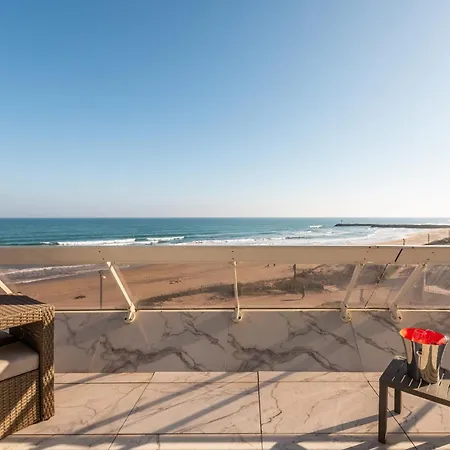 Elixir Heliopolis Seafront With Large Panoramic Terrace *
